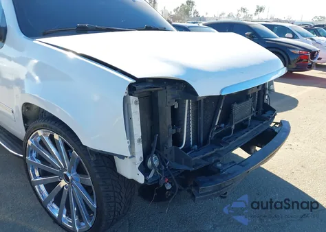 2010 GMC Yukon Denali z USA, uszkodzony, nr VIN 1GKUCEEFXAR115211